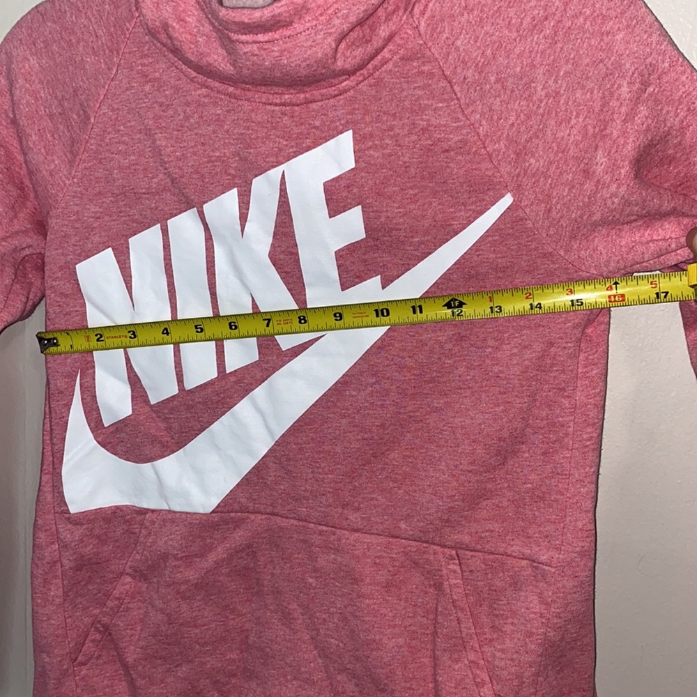 🪼Nike Pink hoodie! - Picture 4 of 7
